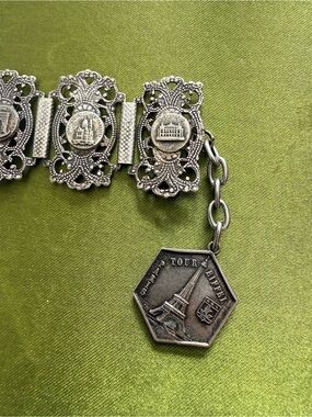 1950s vintage filagree jewelry featuring landmarks popular in Europe from France